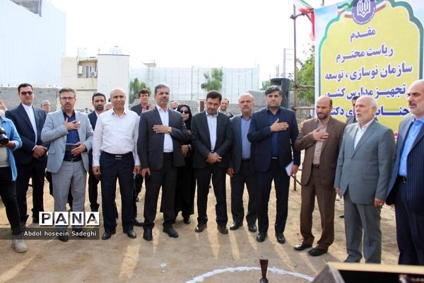 کلنگ ساخت هنرستان شهید داریوش رضایی‌نژاد در ریشهر بوشهر