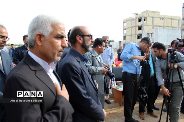 کلنگ ساخت هنرستان شهید داریوش رضایی‌نژاد در ریشهر بوشهر