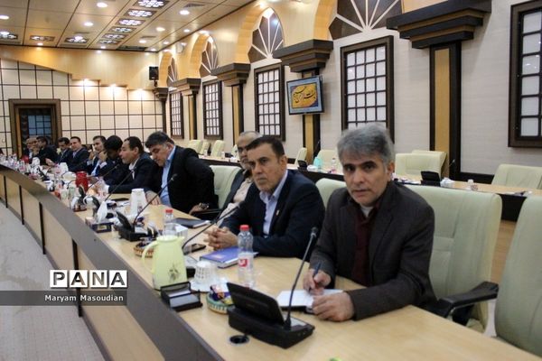 جلسه شورای آموزش و پرورش و قرارگاه عدالت تربیتی استان بوشهر با حضور وزیر آموزش و پرورش