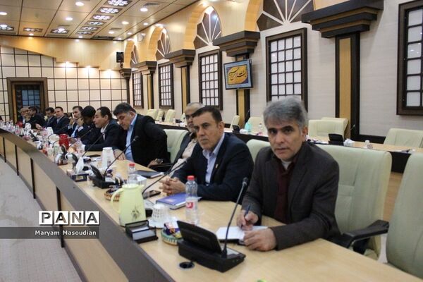 جلسه شورای آموزش و پرورش و قرارگاه عدالت تربیتی استان بوشهر با حضور وزیر آموزش و پرورش