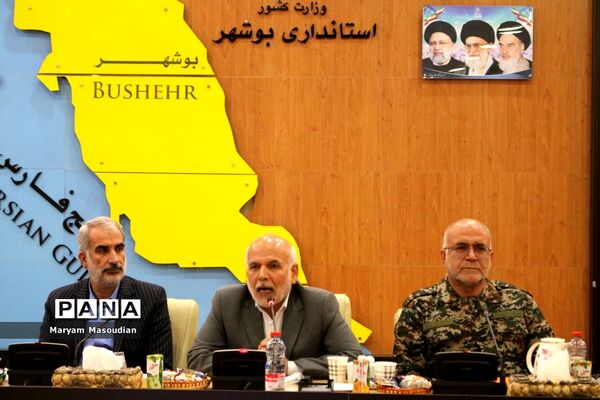 نشست صمیمی وزیر آموزش و پرورش با فرهنگیان استان بوشهر