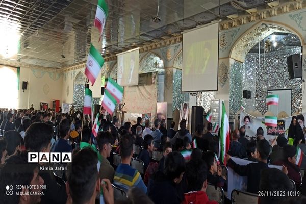حضور پرشکوه دانش‌آموزان کاشمری در همایش بزرگ اقتدار بسیج