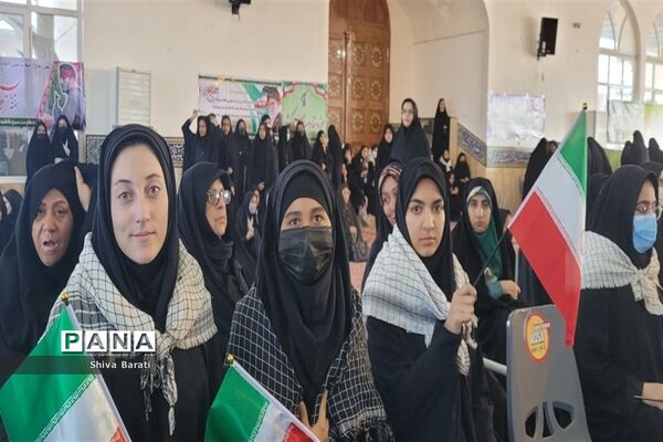 حضور پرشکوه دانش‌آموزان کاشمری در همایش بزرگ اقتدار بسیج