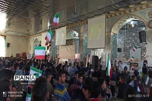 حضور پرشکوه دانش‌آموزان کاشمری در همایش بزرگ اقتدار بسیج