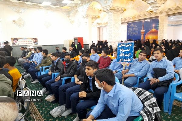 حضور پرشکوه دانش‌آموزان کاشمری در همایش بزرگ اقتدار بسیج