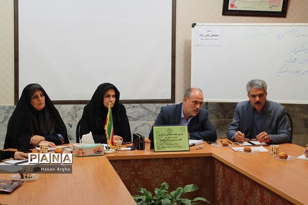 جلسه هماهنگی مانور سراسری زلزله در زنجان