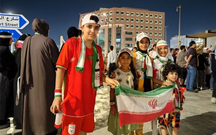 شادی ایرانیان مقیم قطر پس از پیروزی ایران مقابل ولز