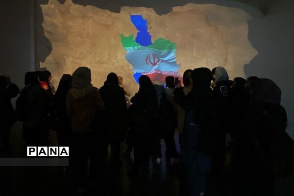 اردوی باغ موزه دفاع مقدس دانش‌آموزان مدرسه مهر آفرین رودهن