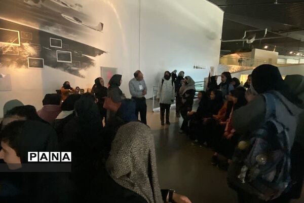 اردوی باغ موزه دفاع مقدس دانش‌آموزان مدرسه مهر آفرین رودهن