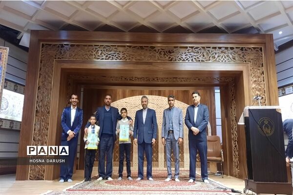 مراسم تجلیل از ستارگان قرآنی ناحیه۷ مشهد مقدس