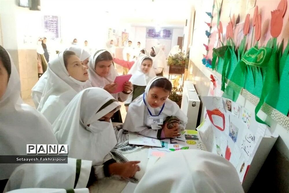 گرامیداشت هفته بسیج درآموزشگاه الله‌اکبر اسلامشهر