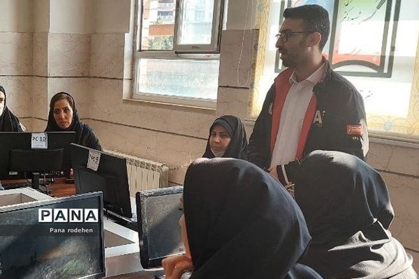 برگزاری کارگاه سواد رسانه‌ای در آموزش و پرورش رودهن