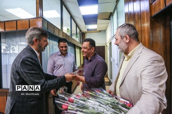 تقدیر معاون پرورشی و فرهنگی وزیر آموزش و پرورش از کارکنان سازمان دانش‌آموزی به مناسبت هفته امور تربیتی و تربیت اسلامی