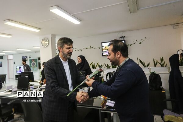 تقدیر معاون پرورشی و فرهنگی وزیر آموزش و پرورش از کارکنان سازمان دانش‌آموزی به مناسبت هفته امور تربیتی و تربیت اسلامی