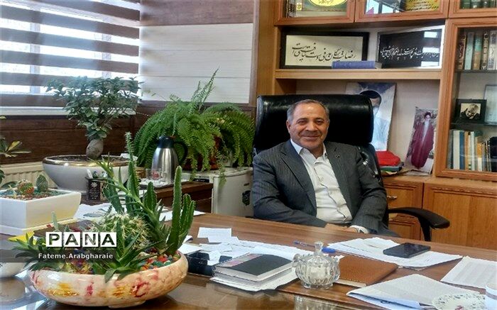 پرورش بر آموزش مقدم است