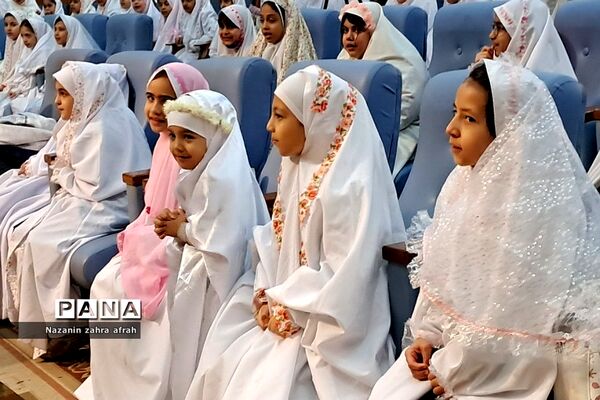 جشن‌تکلیف دبستان اندیشه رودهن