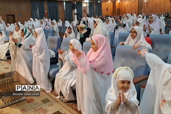 جشن‌تکلیف دبستان اندیشه رودهن