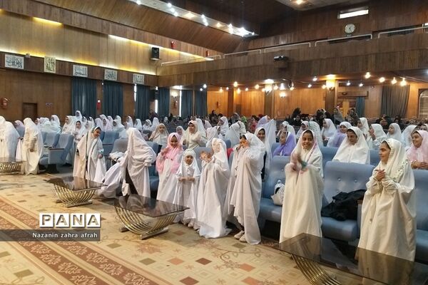 جشن‌تکلیف دبستان اندیشه رودهن