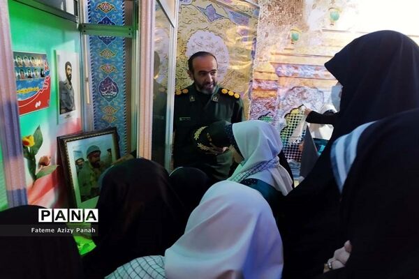 تقدیر از مدافعان امنیت در آباده