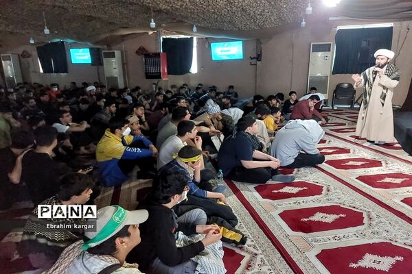 اتمام سفر معنوی راهیان نور پسران منطقه ۵