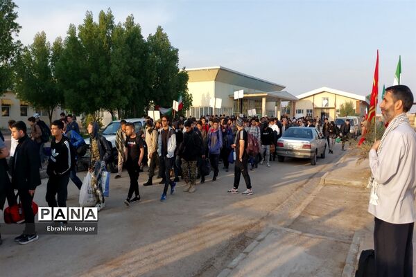 اتمام سفر معنوی راهیان نور پسران منطقه ۵