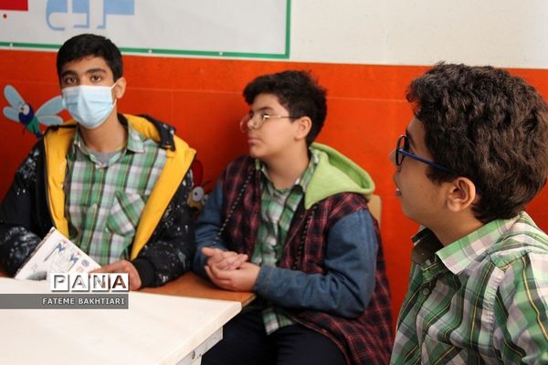 افتتاح باشگاه کارآفرینان نوجوان در پژوهش سرای رازی ناحیه یک شهرری