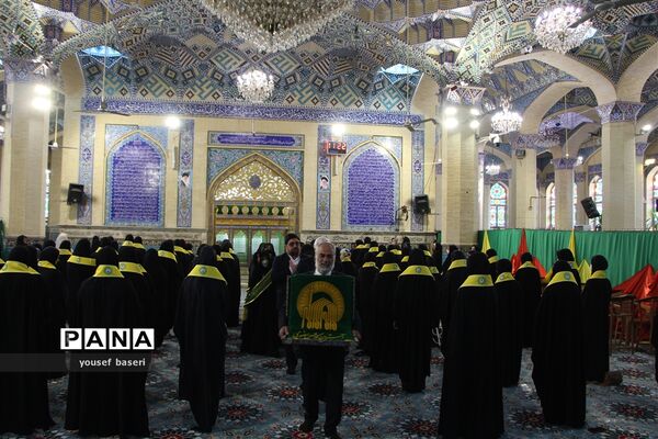 اعزام ۷۰ دانش‌آموز دختر زیارت اولی یزدی  به مشهد مقدس