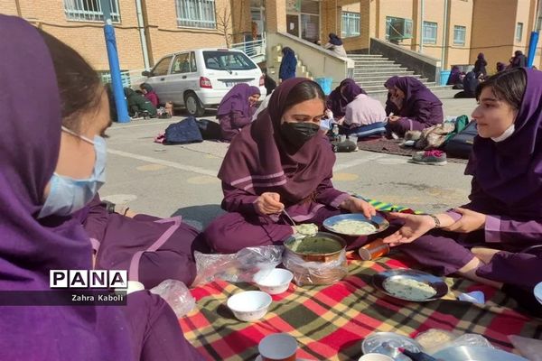 اردوی درون‌مدرسه‌ای دانش‌آموزان آموزشگاه ام‌ابیها(س) اسلامشهر