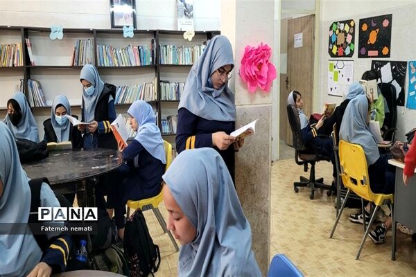 سومین نشست کتاب‌‌‌خوانی‌‌ در آموزشگاه شایستگان ملارد