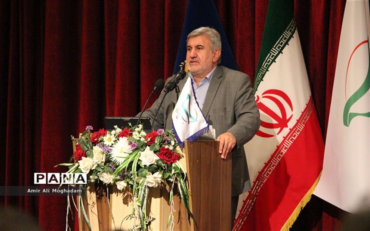 شهید چمران الگوی یک استاد بسیجی در تراز انقلاب اسلامی است