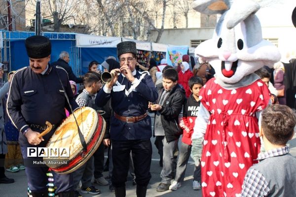 جشنواره وحدت اقوام ایرانی در منطقه چهاردانگه