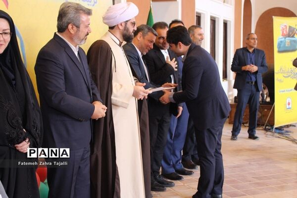 مراسم گرامیداشت هفته امور تربیتی و تربیت اسلامی استان سمنان-2