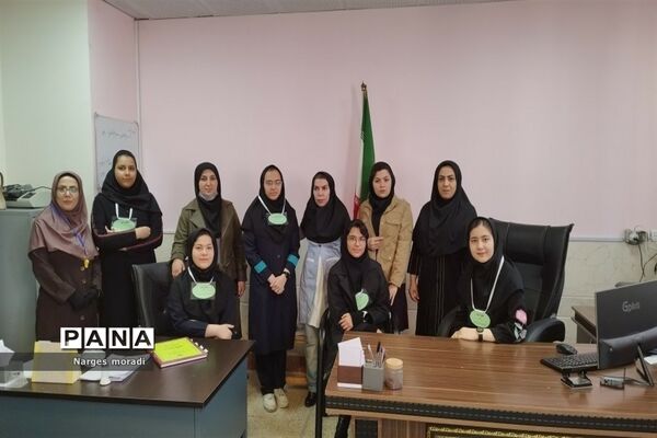 اجرای طرح ایما در دبیرستان شهدای مدافع حرم ملارد
