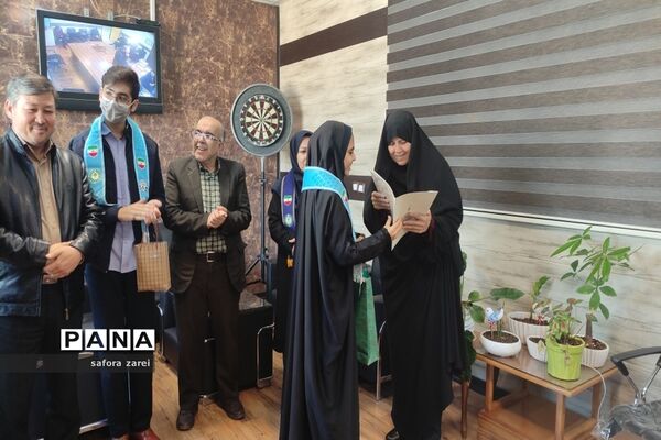 نشست ماهانه مجلس دانش‌آموزی ناحیه چهار شیراز
