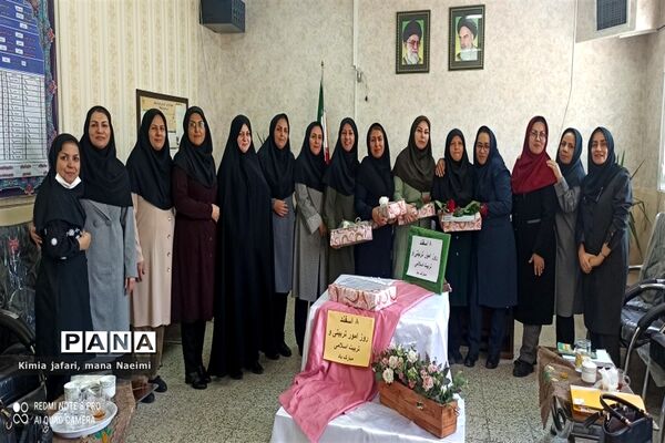 گرامیداشت هفته امور تربیتی در مدارس دخترانه  شهرستان کاشمر