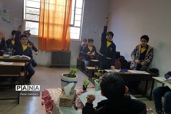 اداره یک روز مدرسه در طرح ایما توسط دانش‌آموزان دبستان پسرانه  سما یک رودهن