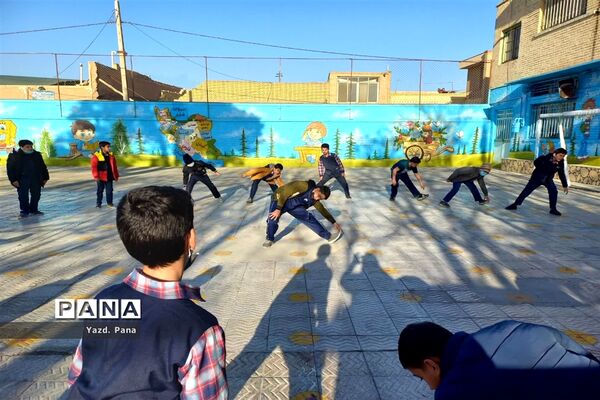 اجرای طرح ایما در دبستان پسرانه سیدالشهدا ناحیه یک یزد
