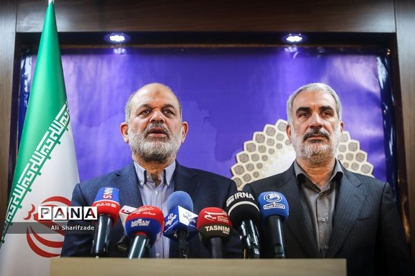 نشست وزرای آموزش و پرورش و کشور در ارتباط با مسمومیت دانش‌آموزان