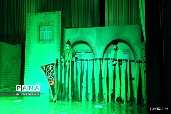 کنسرت نمایش دل آرام در فرهنگسرای شهرکرد