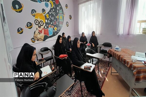 برگزاری کارگاه‌ توجیهی مرحله استانی مسابقات قرآن عترت و نماز دانش‌آموزان خلیل آباد