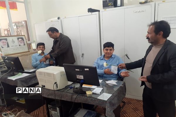 اجرای طرح ایما درمدارس ابرکوه