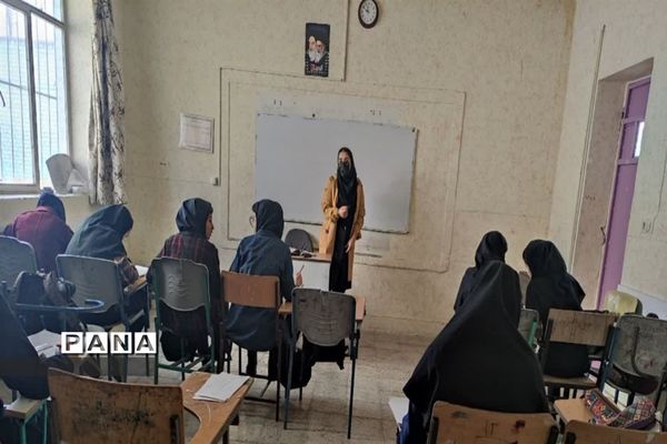 اجرای طرح ایما درمدارس ابرکوه