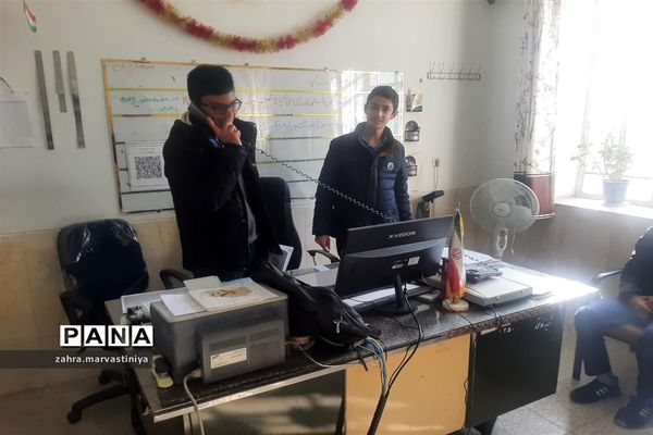 اداره‌ یک روز مدرسه توسط دانش‌آموزان مروستی