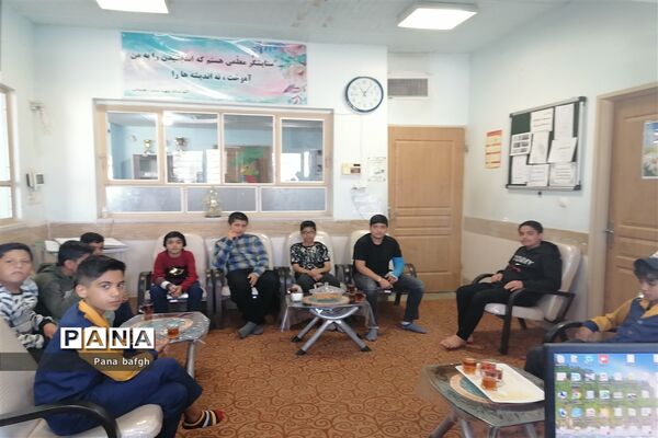 دانش‌آموزان بافقی مسئولیت اداره یک روز مدارس را به عهده داشتند
