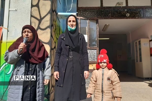 تقدیر از فعالان تربیتی مدارس رودهن توسط مدیران مدارس