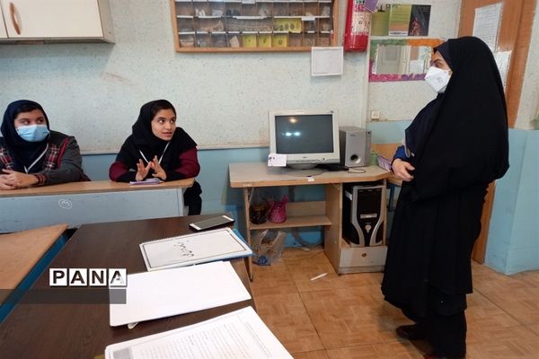 برگزاری طرح ایما در دبیرستان دخترانه سیزده آبان ناحیه یک کرج