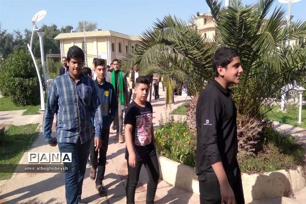 جشنواره قرآن عترت و نماز قطب2 خوزستان در کارون