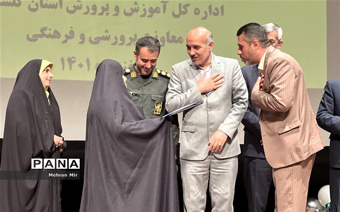 امور تربیتی صدقه جاری شهیدان رجایی و باهنر است