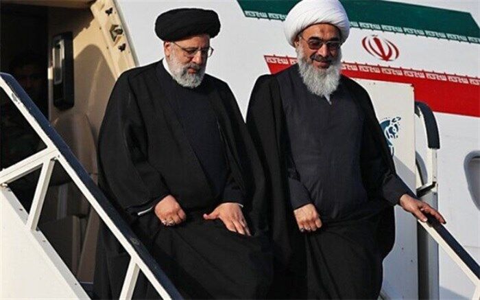 رئیس جمهور وارد فرودگاه عسلویه استان بوشهر شد