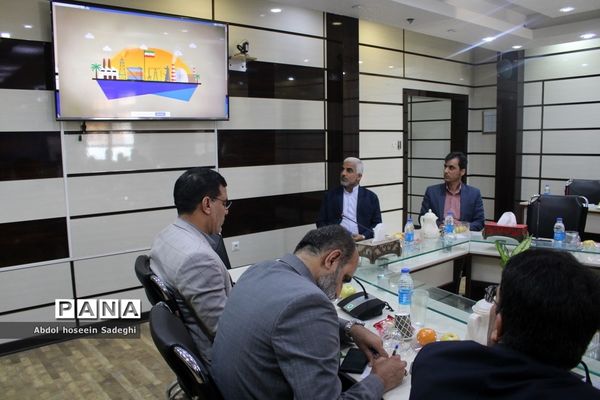 جلسه شورای معاونان اداره‌کل آموزش و پرورش استان بوشهر با حضور معاون حقوقی و امور مجلس وزارت آموزش و پرورش